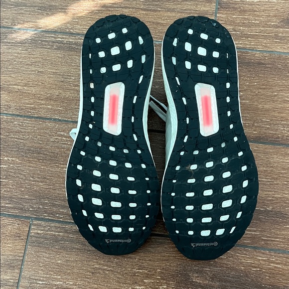 Adidas Boost - Picture 8 of 9